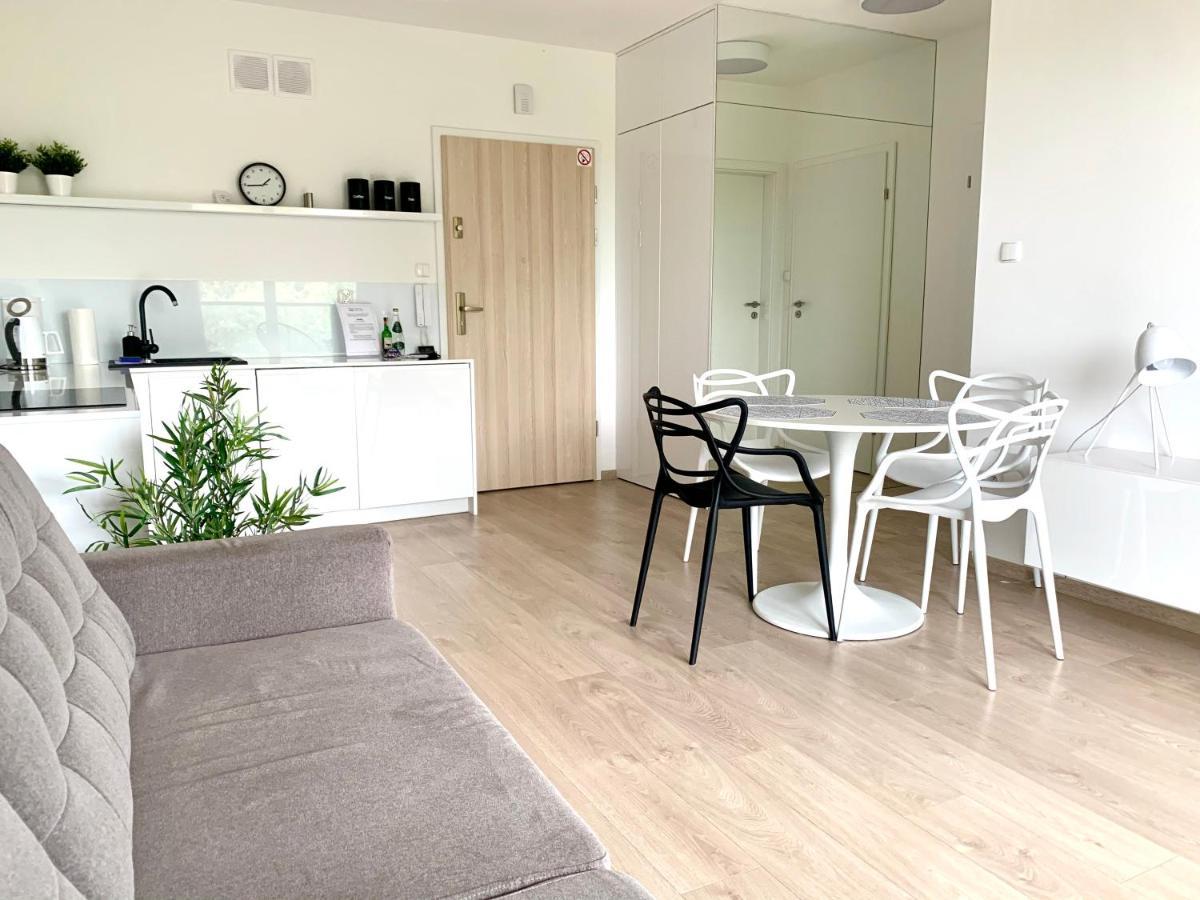 Apartamenty Sunrise Kolobrzeg Podczele Exteriör bild