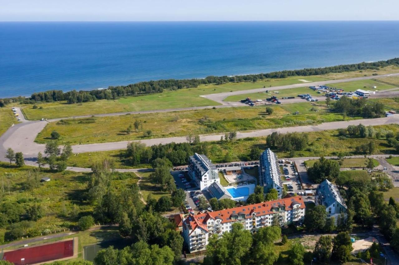 Apartamenty Sunrise Kolobrzeg Podczele Exteriör bild