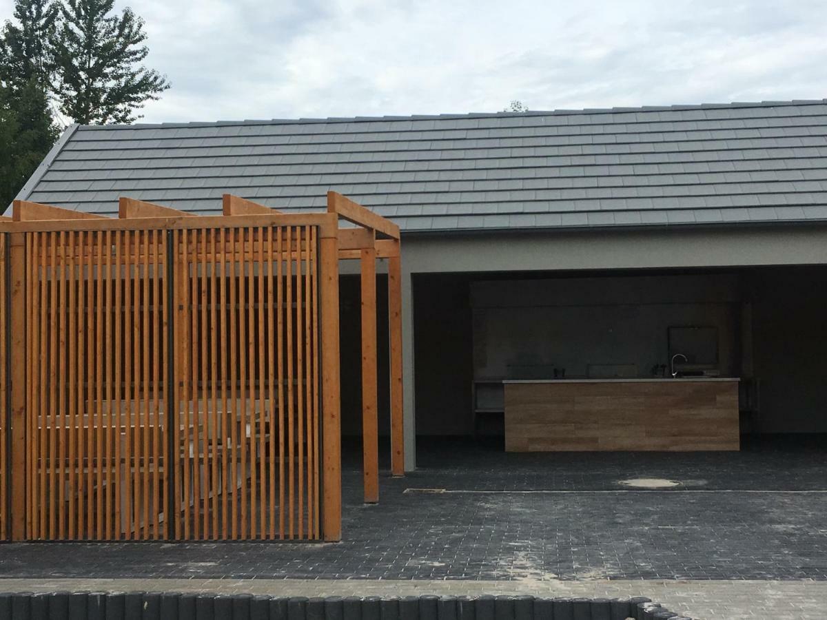 Apartamenty Sunrise Kolobrzeg Podczele Exteriör bild