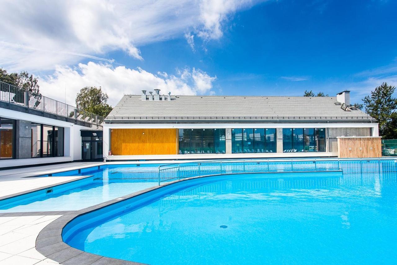 Apartamenty Sunrise Kolobrzeg Podczele Exteriör bild